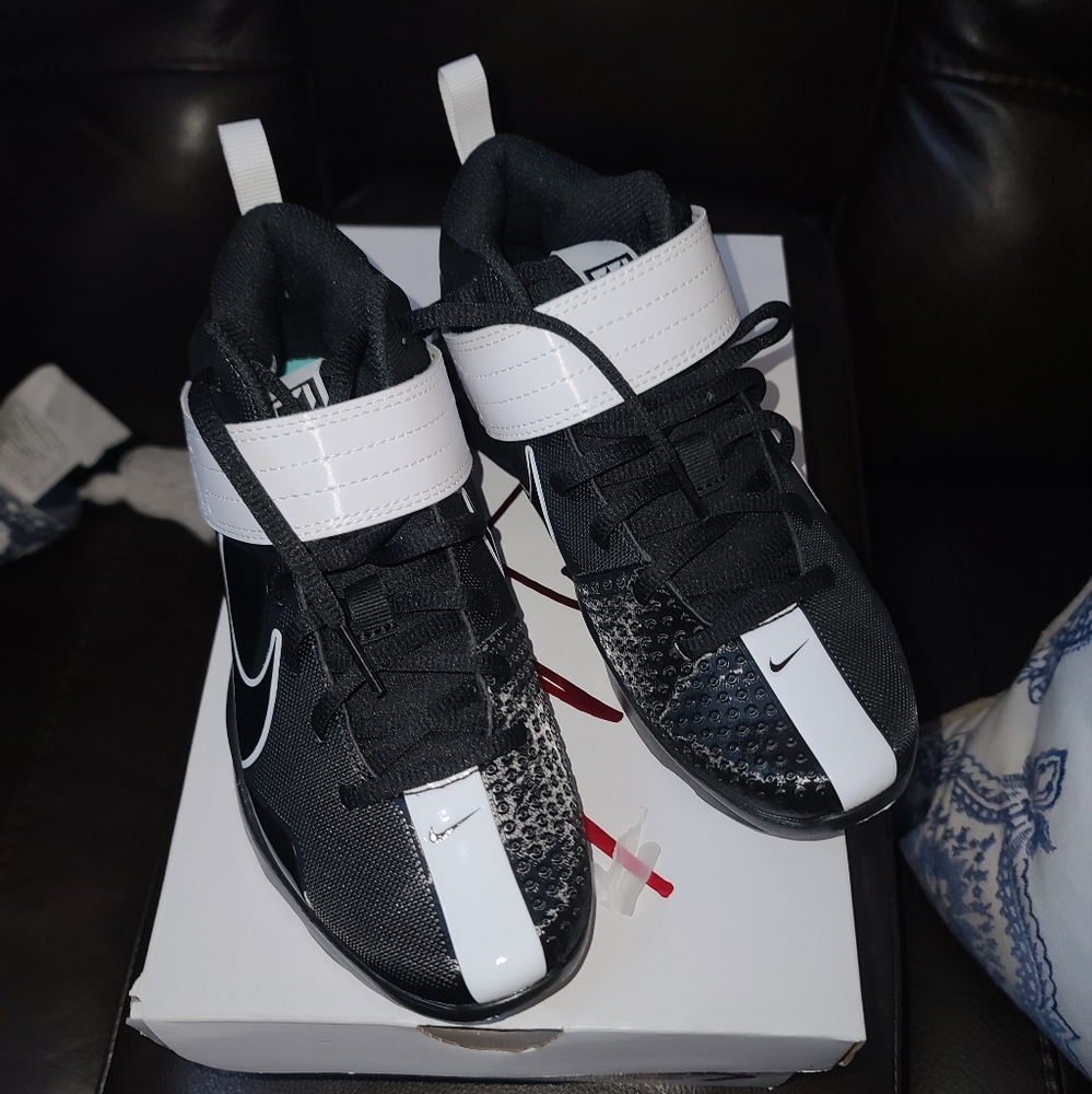 Nike gymshoes